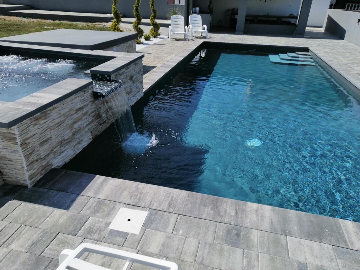 Apartments Katja โปเรช ภายนอก รูปภาพ