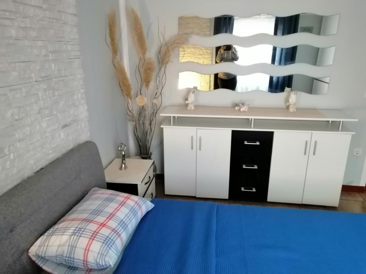 Apartments Katja โปเรช ภายนอก รูปภาพ