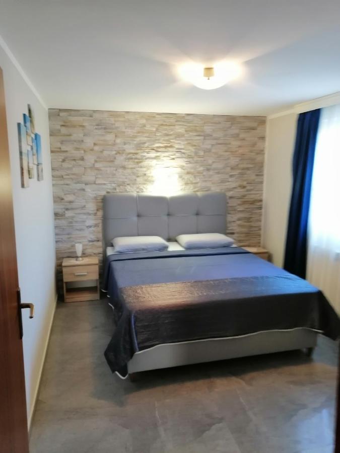 Apartments Katja โปเรช ภายนอก รูปภาพ