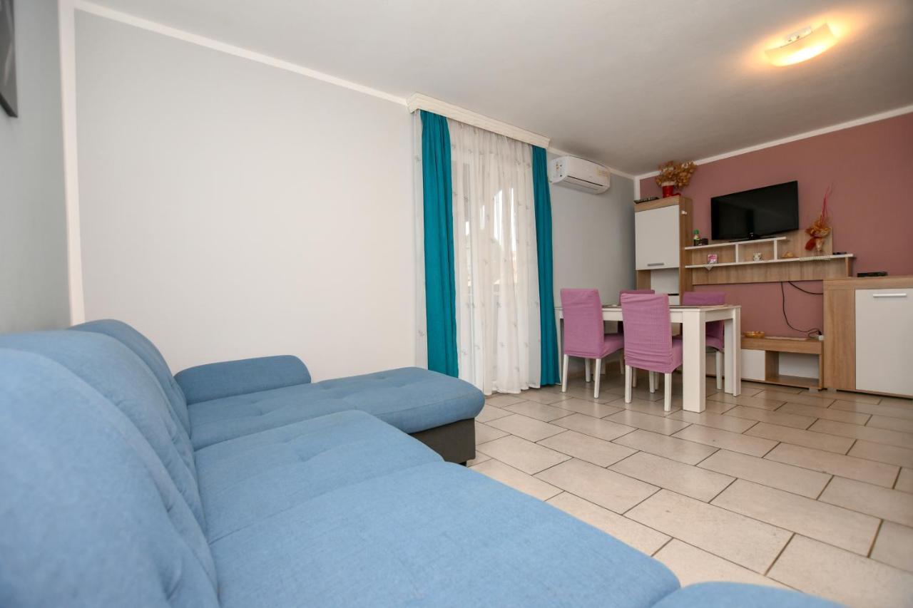 Apartments Katja โปเรช ภายนอก รูปภาพ